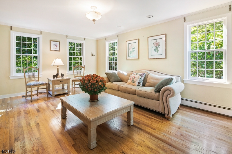 30 Woodland Rd