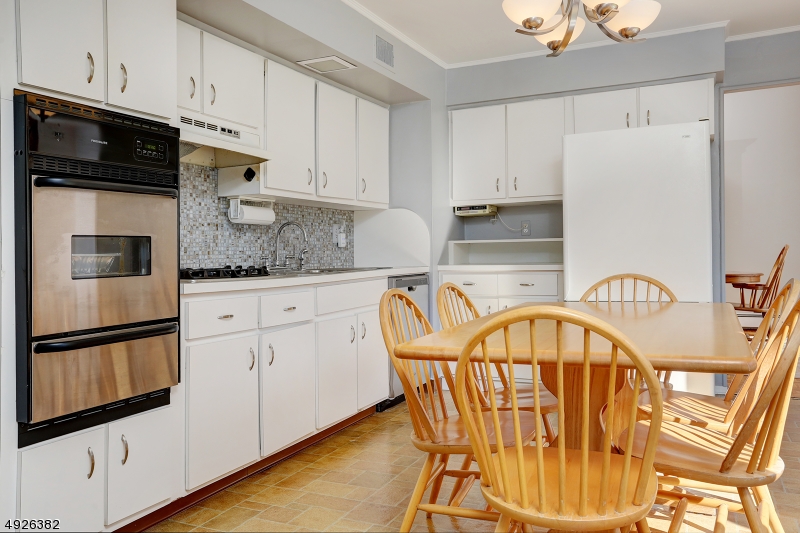 5 Woodhaven Rd