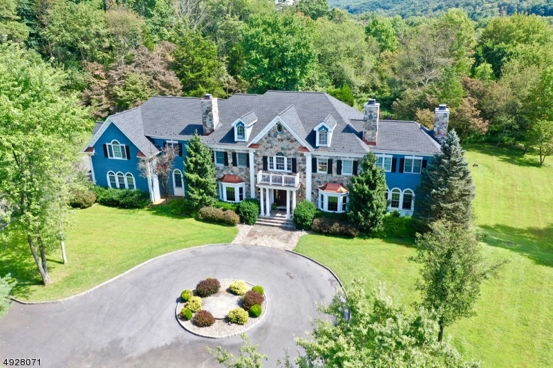 5 Fox Hunt Ct