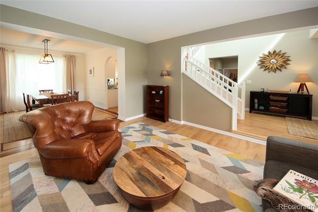 10635 Oakmoor Court