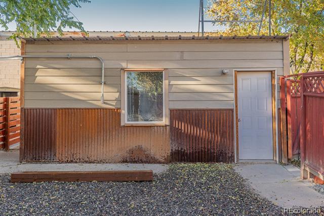 1655 Niagara