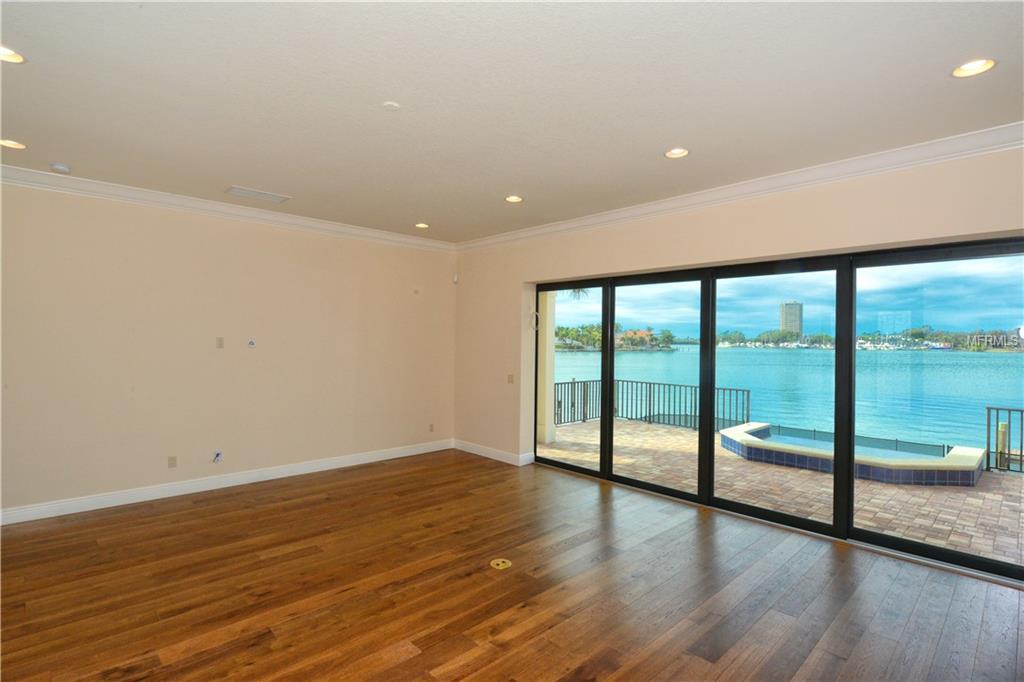 212 Bird Key Drive