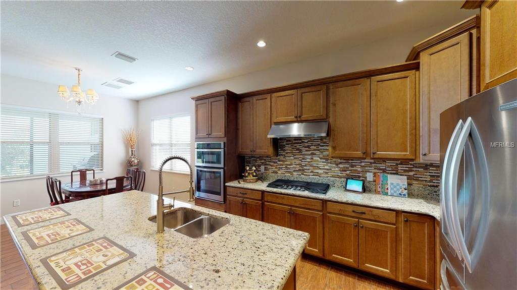 10728 Royal Cypress Way