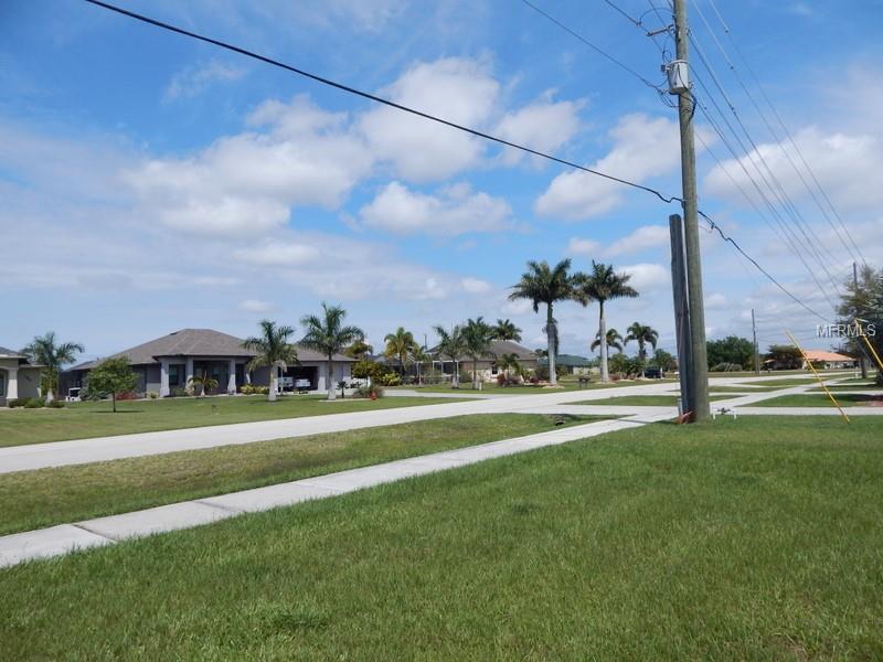 385 Royal Poinciana