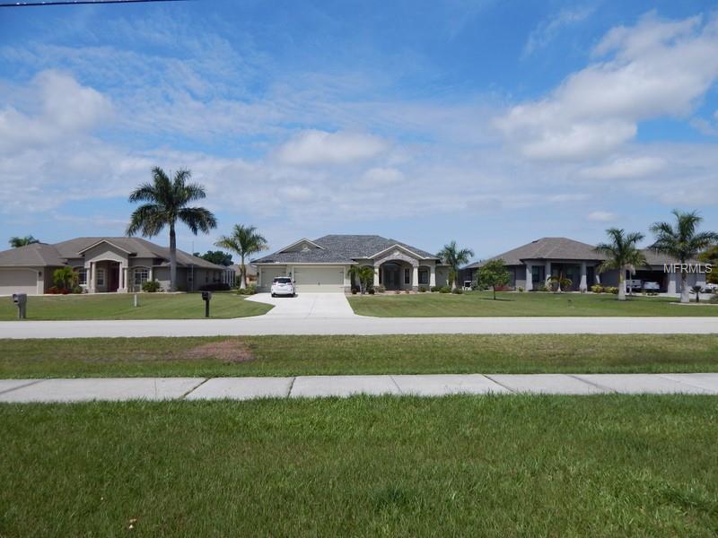 385 Royal Poinciana