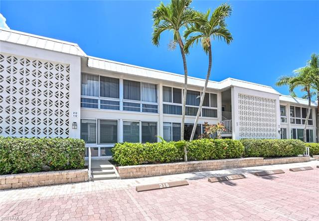 2100 Gulf Shore Blvd N