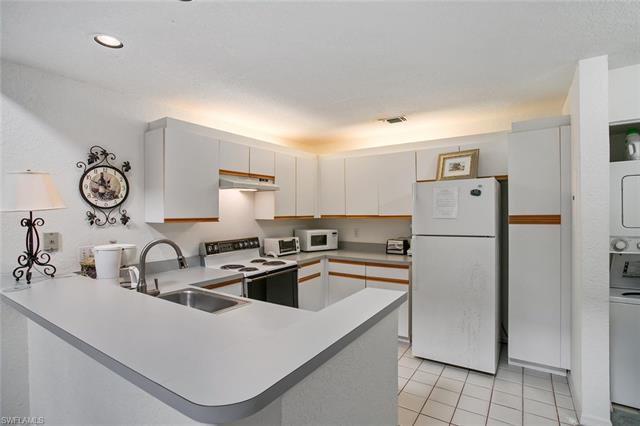 71 Emerald Woods Dr