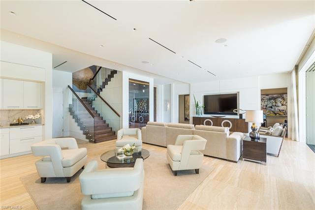 4395 Gordon Dr
