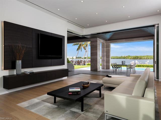 1777 Galleon Dr