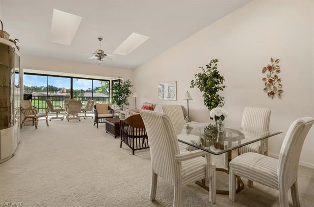 5282 Fox Hollow Dr