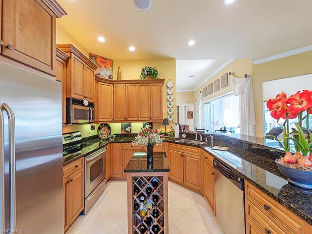 982 Tivoli Ct
