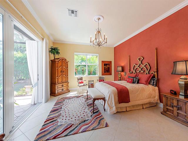 982 Tivoli Ct
