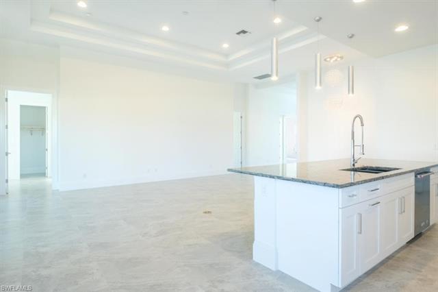15 Willoughby Dr
