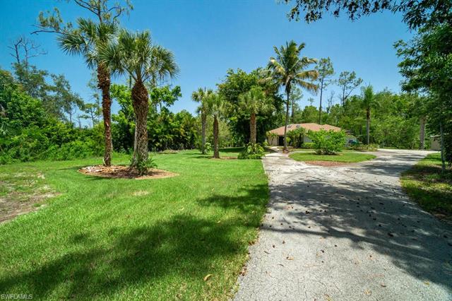 6771 Bottlebrush Ln