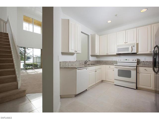1460 Mariposa Cir