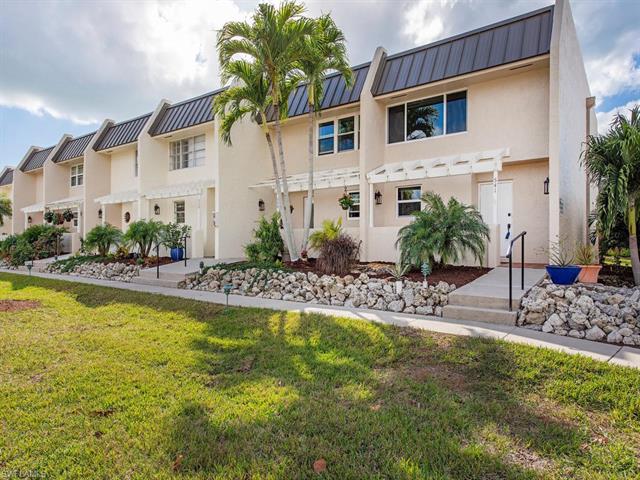 800 River Point Dr