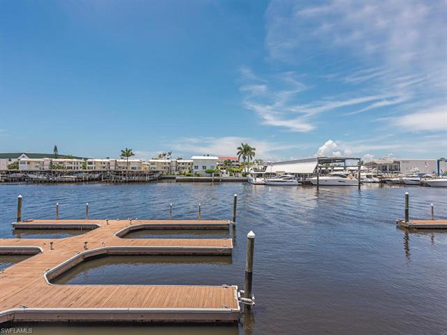 800 River Point Dr