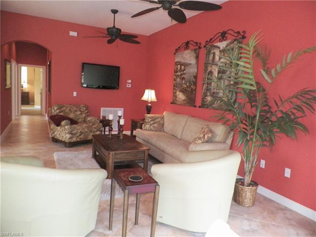 8741 Piazza Del Lago Cir