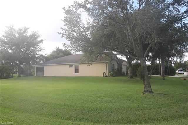 4596 W Alhambra Cir
