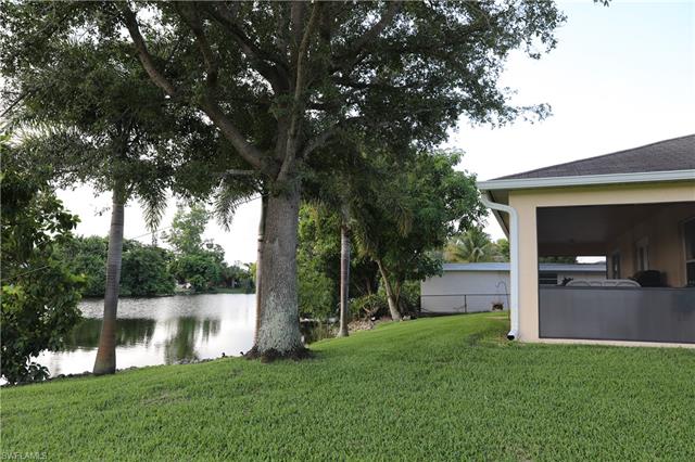 4596 W Alhambra Cir