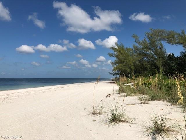 10467 Keewaydin Island