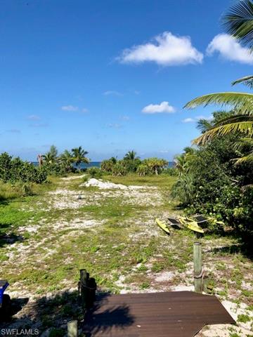 10467 Keewaydin Island