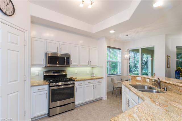 1996 Tarpon Bay Dr N
