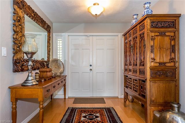 216 Willoughby Dr