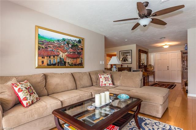 216 Willoughby Dr