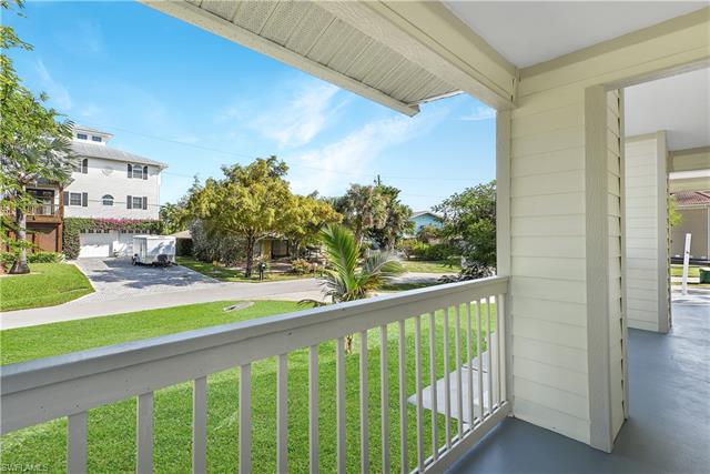 71 Dolphin Cir