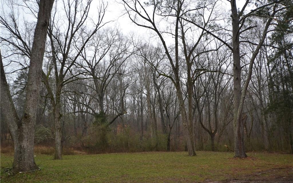 120 Roberts Lake Rd