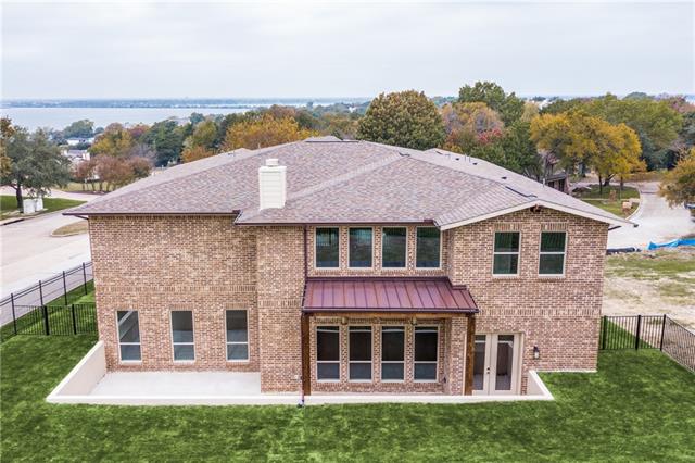 104 Thistle Place