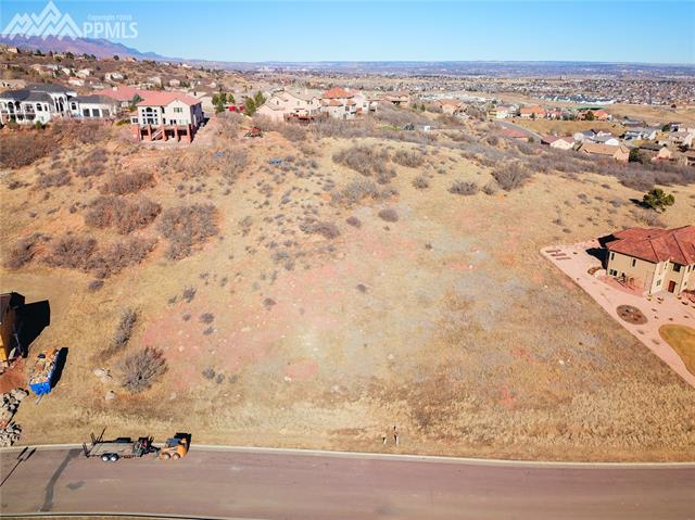 6477 Farthing Drive