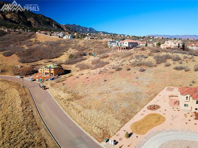 6485 Farthing Drive