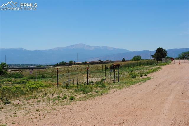 6040 Cowpoke Road