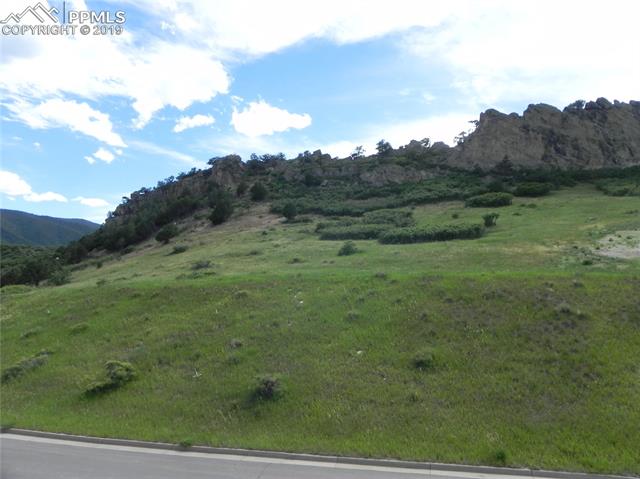5422 Country Club Drive
