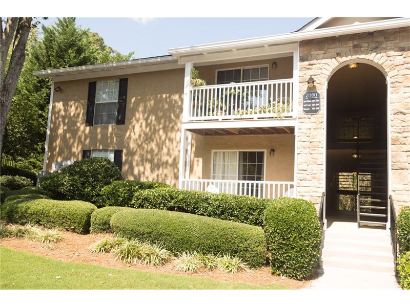 Vinings View Condominiums in Vinings-Atlanta | AtlantaTownhomes.com